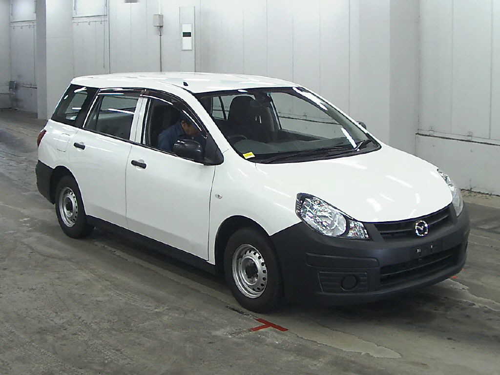 Used Mazda Familia Cars in Japanese car auction