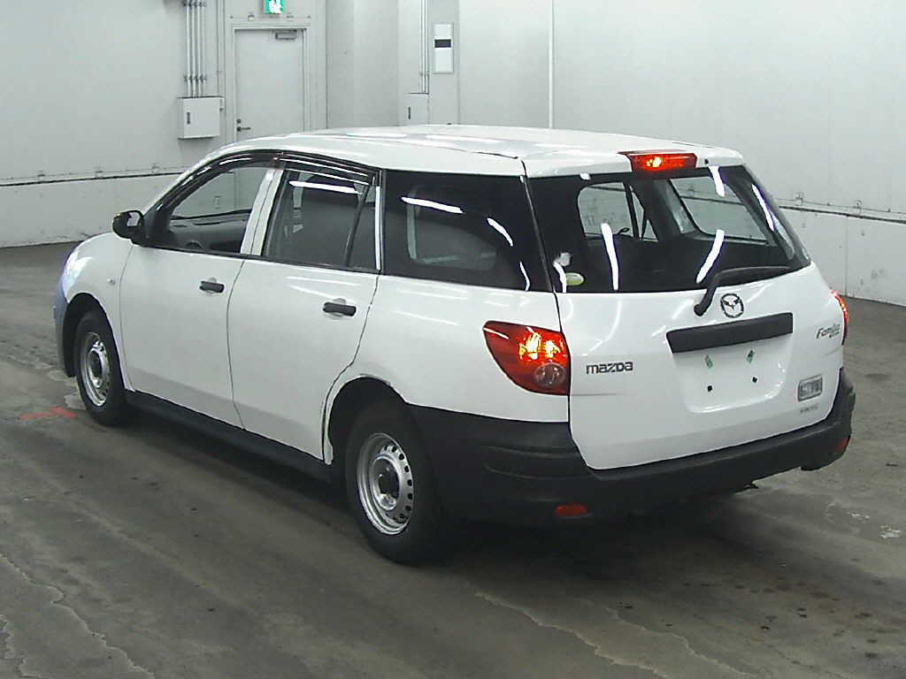 Used Familia 2008 in Japan Auto auction