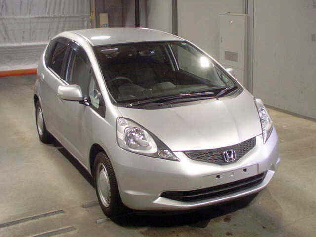 2008 Honda Fit in Japanese Car auction 